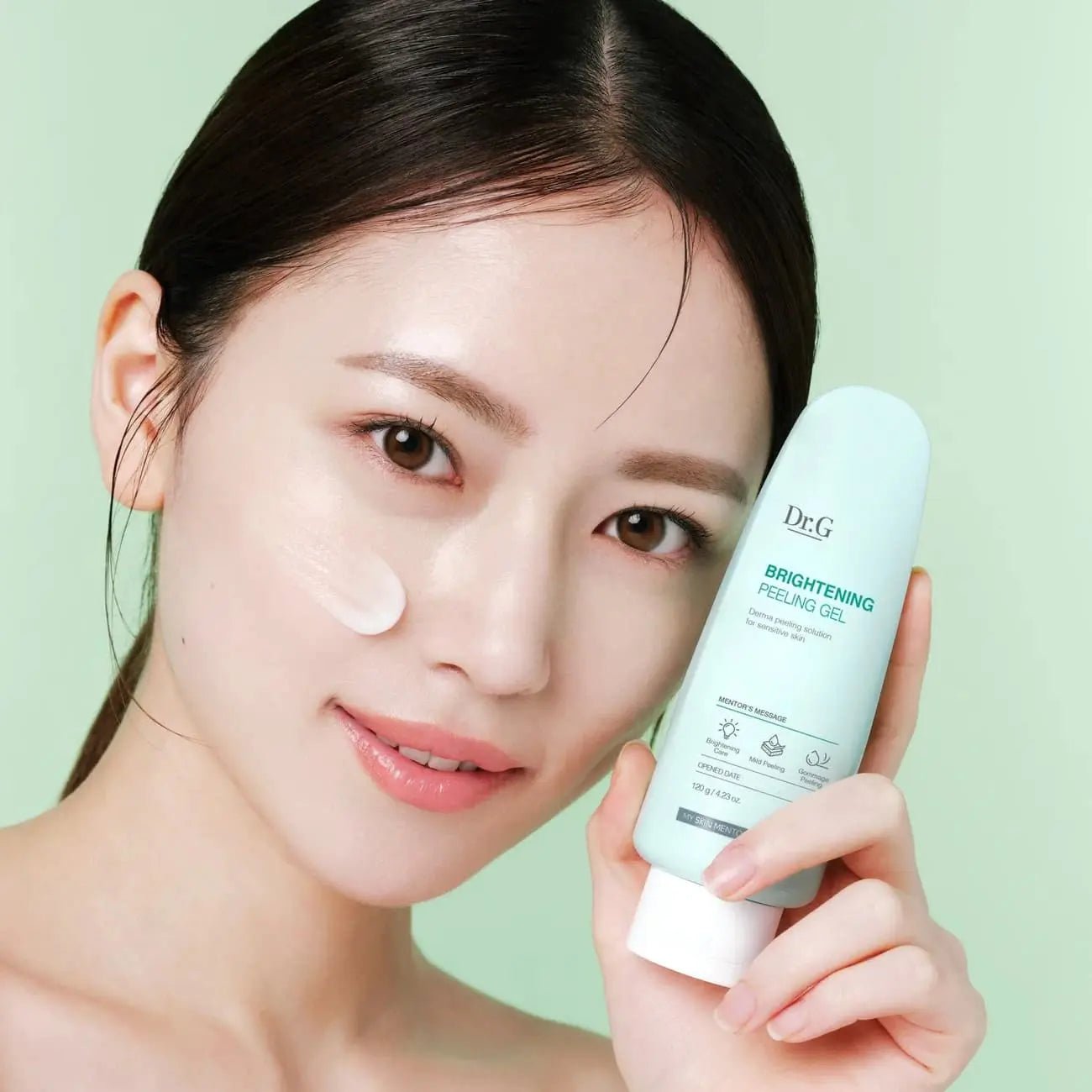 [Dr.G] Brightening Peeling Gel – Exfoliante coreano suave para piel sensible de Dr.g | Skincare disponible en kosmic