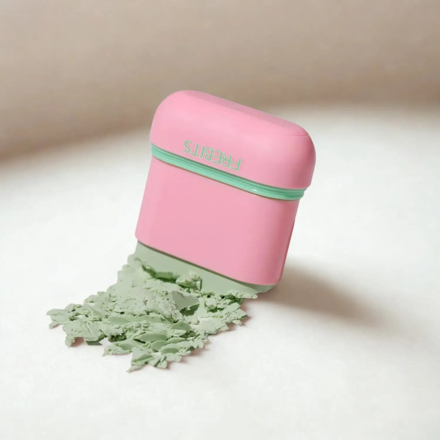 [FREBITS] Airfit Sun Finishing Stick 02 Clear Green SPF50+PA+ de FREBITS | Skincare disponible en kosmic