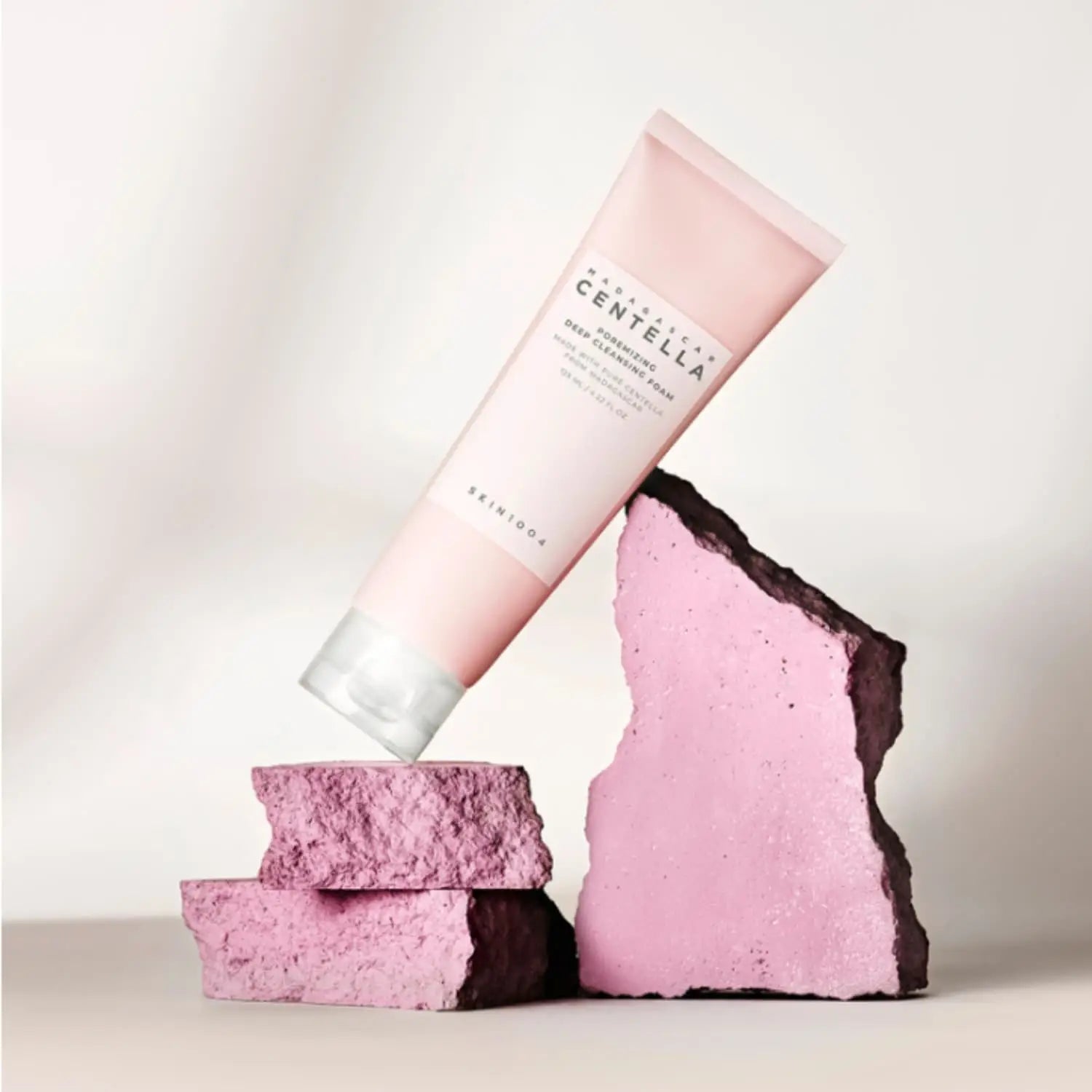 [SKIN1004] Madagascar Centella Poremizing Deep Cleansing Foam 125ml de SKIN1004 | Skincare disponible en kosmic