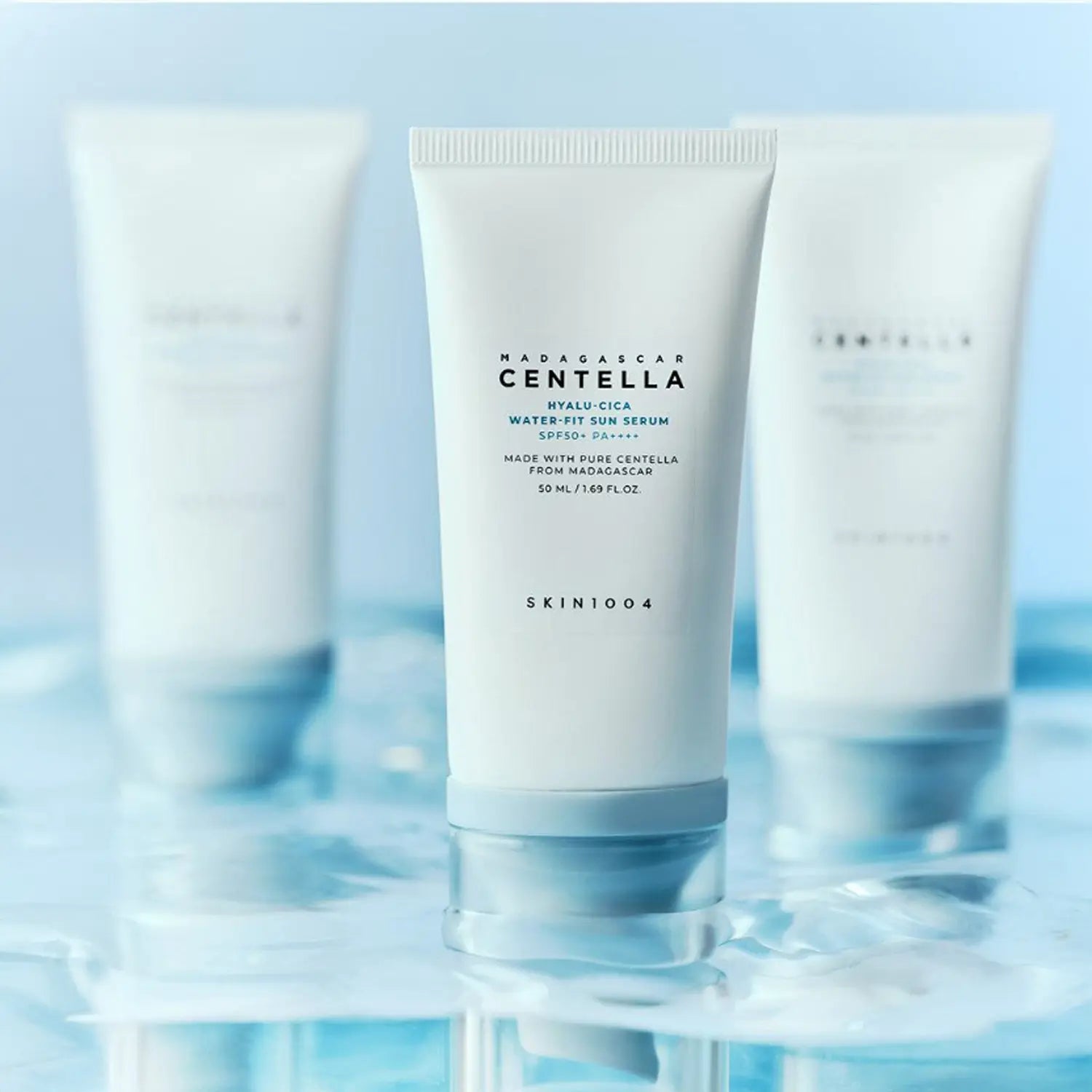 [SKIN1004] Madagascar Centella Water - Fit Sun Serum SPF50+ PA++++ (50ml) de SKIN1004 | Skincare disponible en kosmic
