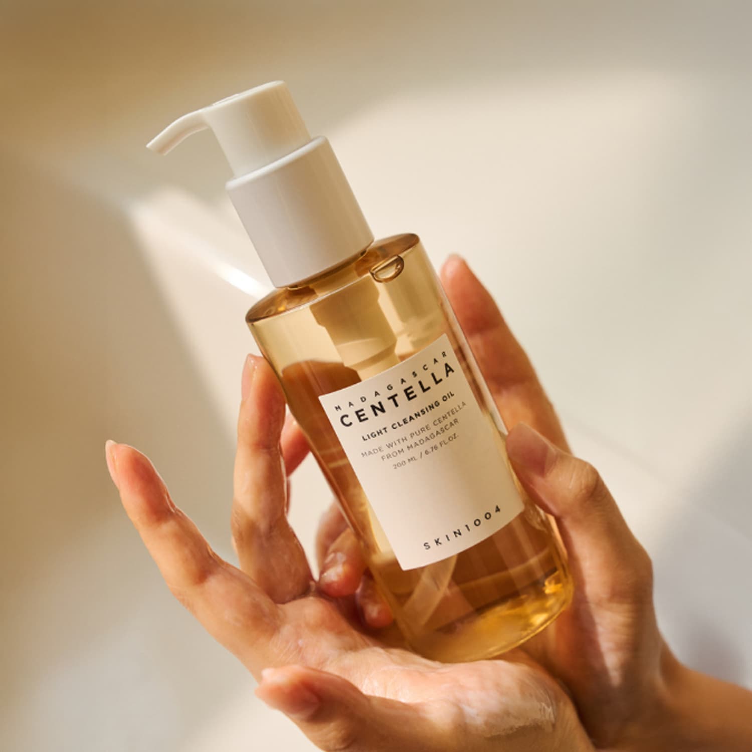 SKIN1004 Madagascar Centella Light Cleansing Oil — Limpieza ligera y efectiva sin irritación