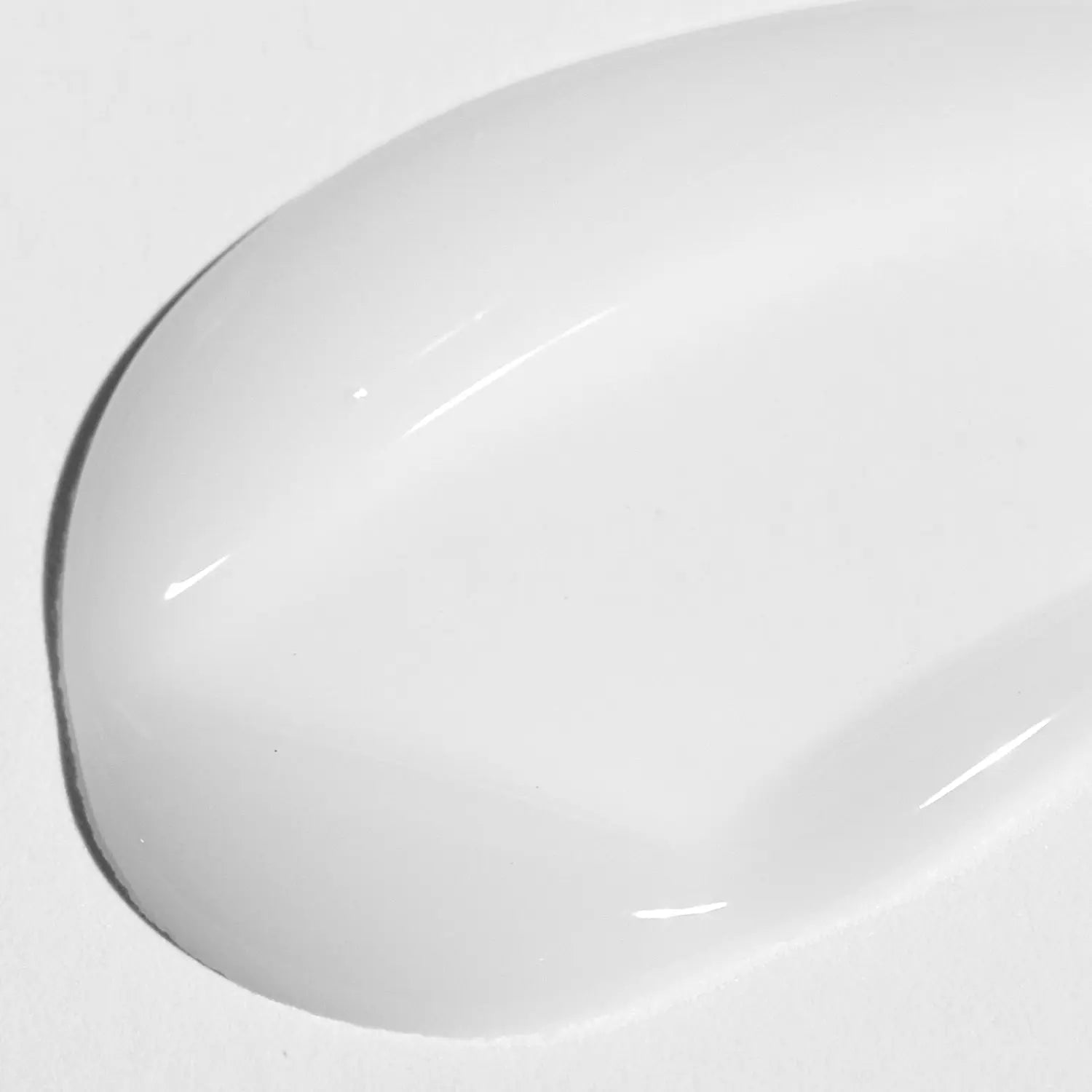 [VT COSMETICS] VT - REEDLE SHOT 300 ESSENCE 50ml de VTCOSMETICS | Skincare disponible en kosmic